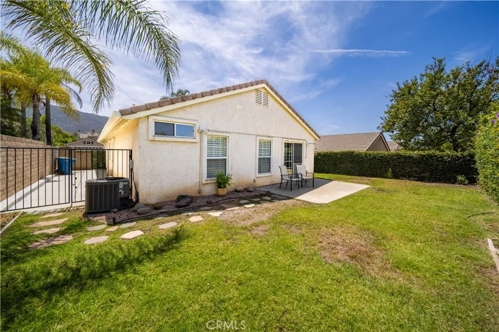 6631 Sasparilla Dr Simi Valley, CA 93063