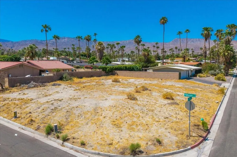 Sun & Moon Lane Palm Desert, CA 92260
