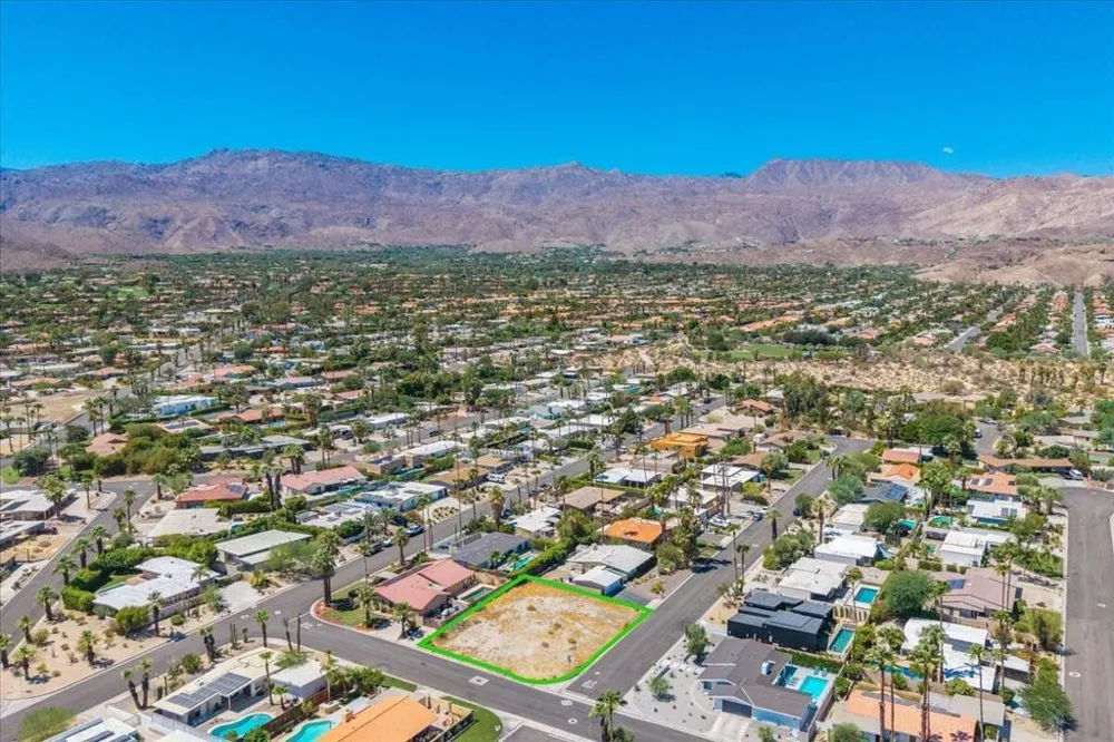 Sun & Moon Lane Palm Desert, CA 92260