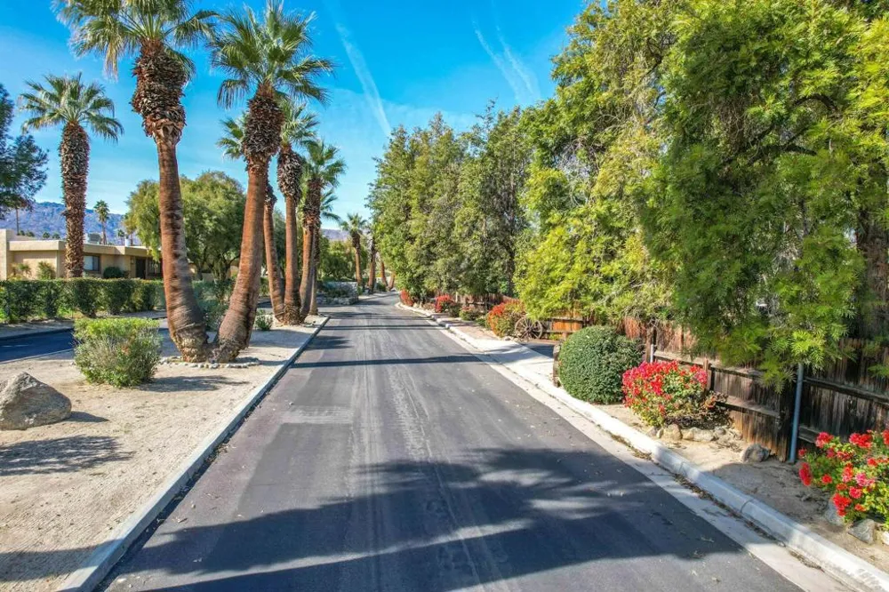 Sun & Moon Lane Palm Desert, CA 92260