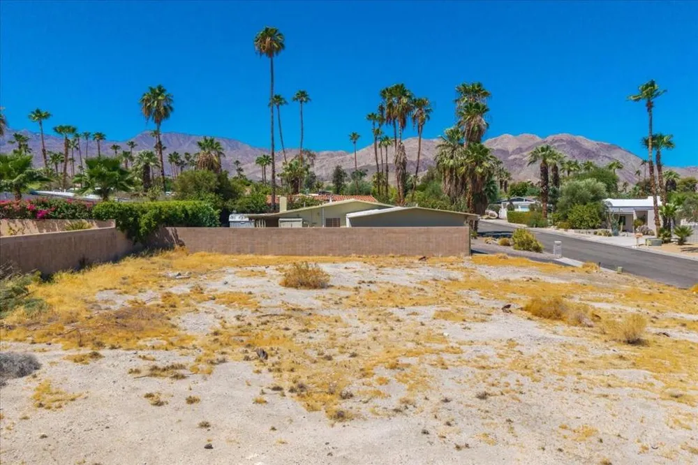 Sun & Moon Lane Palm Desert, CA 92260