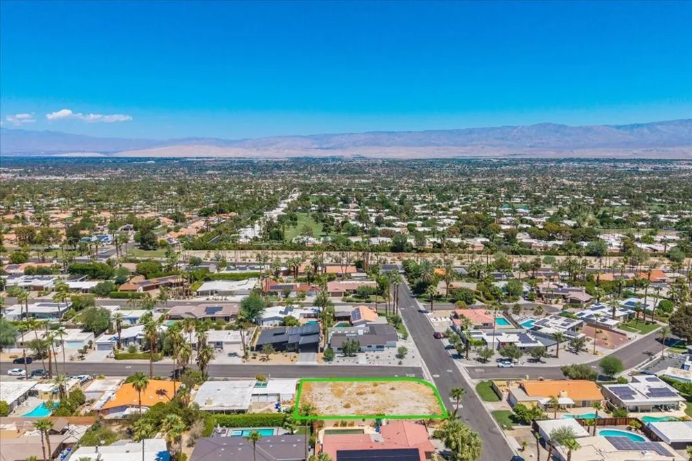 Sun & Moon Lane Palm Desert, CA 92260