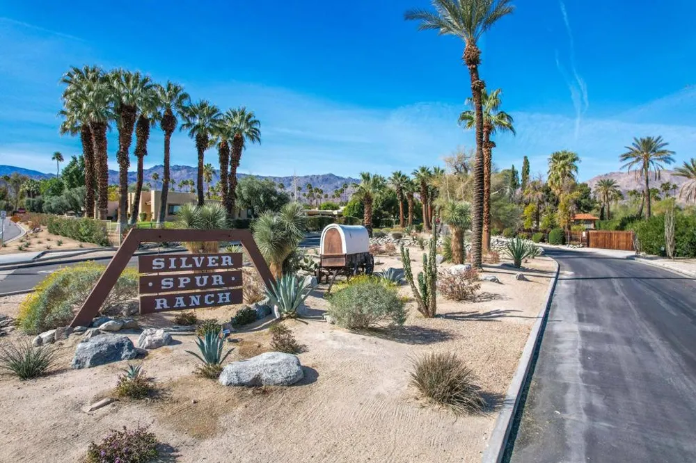 Sun & Moon Lane Palm Desert, CA 92260