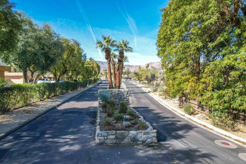 Sun & Moon Lane Palm Desert, CA 92260