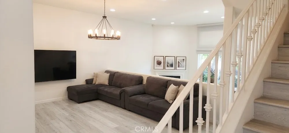 4435 Colfax Ave #102 Studio City, CA 91602