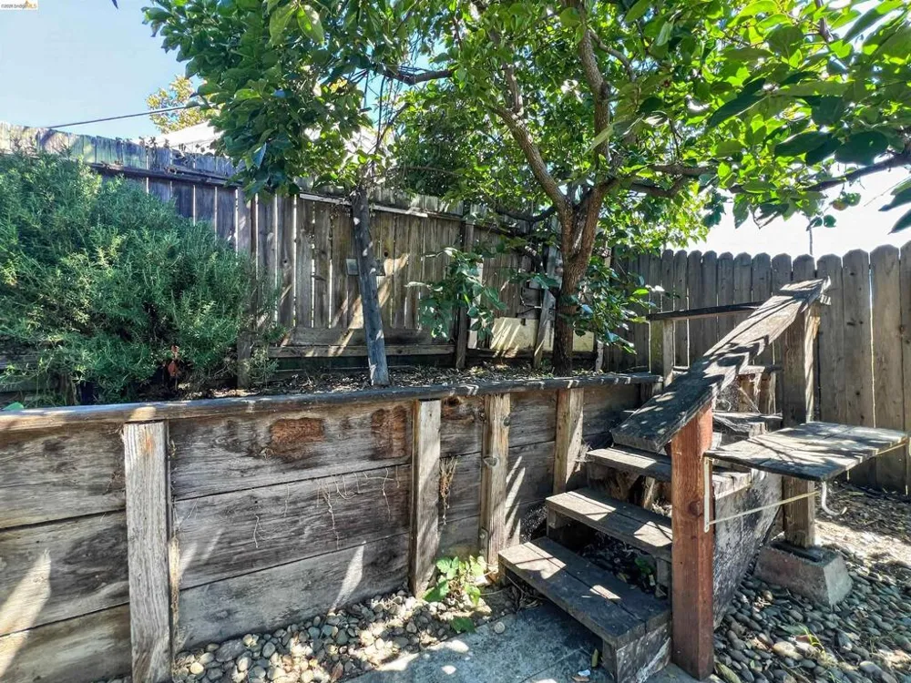 909 Mini Dr Vallejo, CA 94589