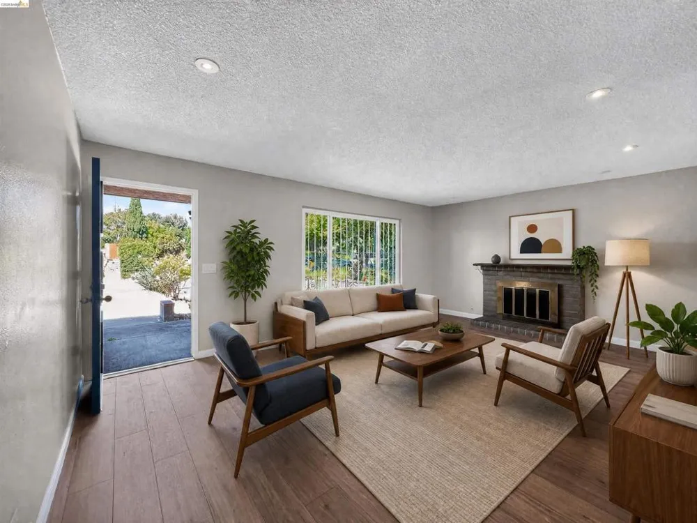 909 Mini Dr Vallejo, CA 94589