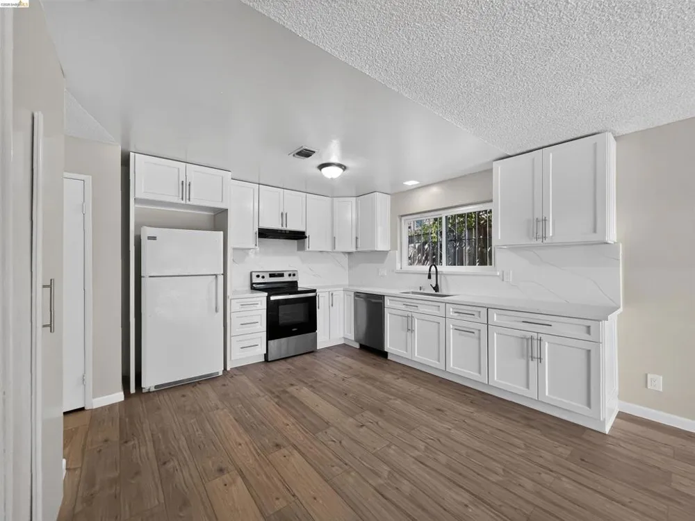 909 Mini Dr Vallejo, CA 94589