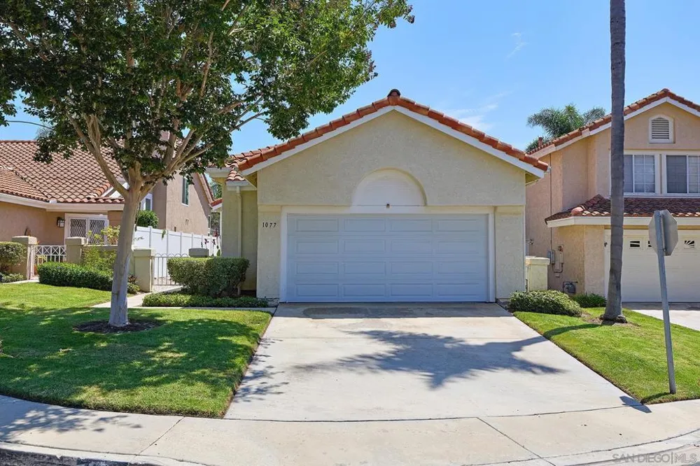 1077 Cordoba Vista, CA 92081