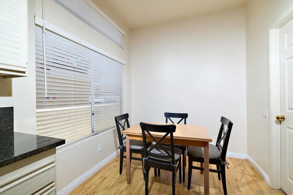 1077 Cordoba Vista, CA 92081