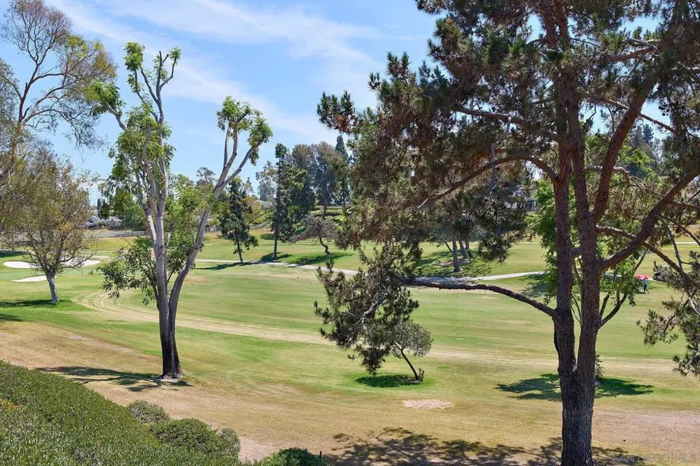 1077 Cordoba Vista, CA 92081