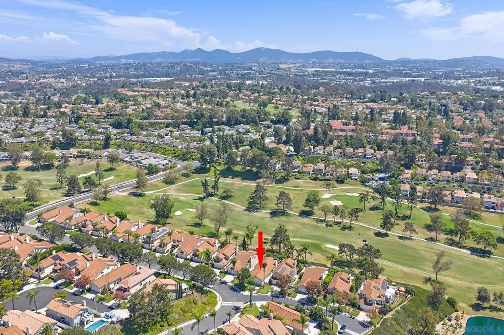 1077 Cordoba Vista, CA 92081