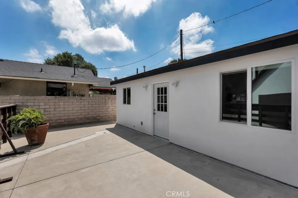 20540 Keswick Winnetka, CA 91306