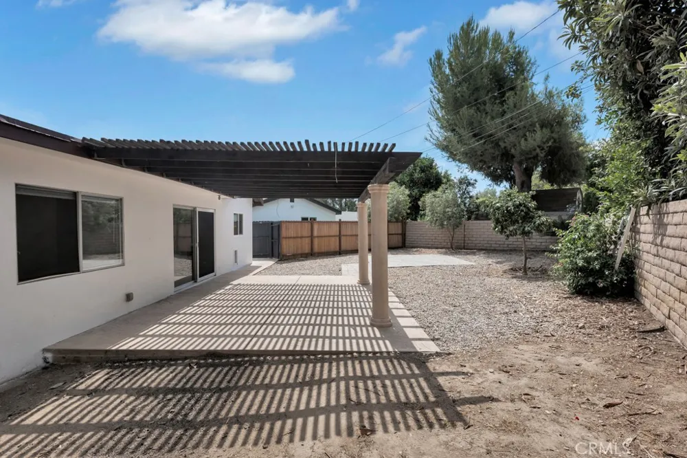 20540 Keswick Winnetka, CA 91306
