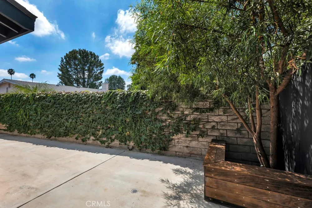 20540 Keswick Winnetka, CA 91306