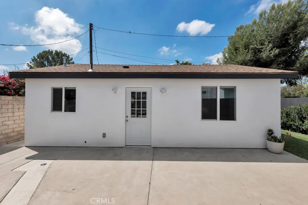 20540 Keswick Winnetka, CA 91306