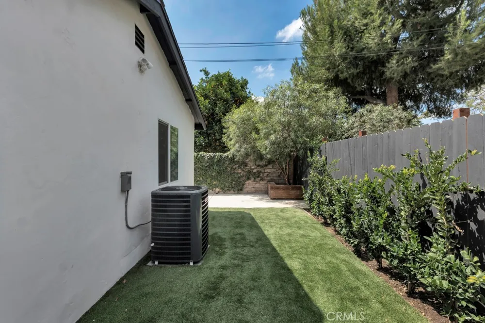 20540 Keswick Winnetka, CA 91306