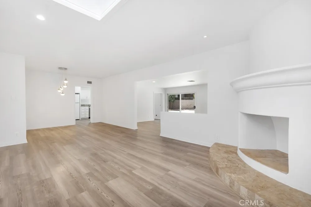 20540 Keswick Winnetka, CA 91306