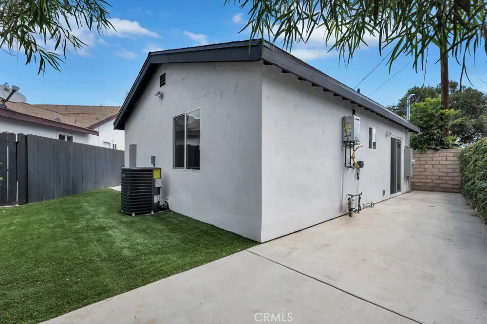 20540 Keswick Winnetka, CA 91306