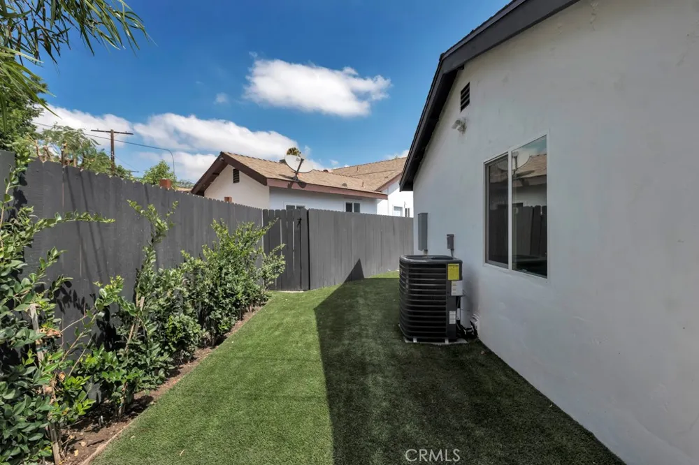 20540 Keswick Winnetka, CA 91306