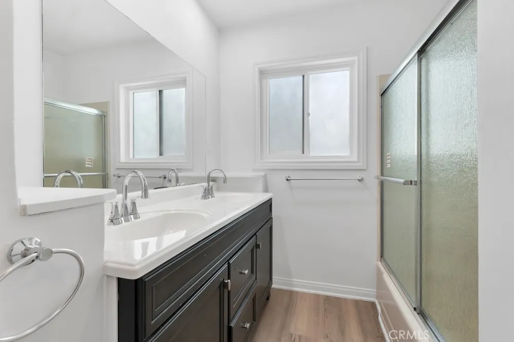 20540 Keswick Winnetka, CA 91306