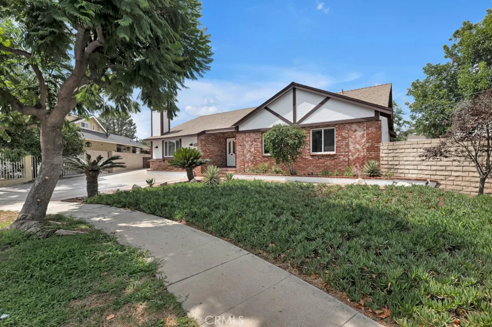 20540 Keswick Winnetka, CA 91306