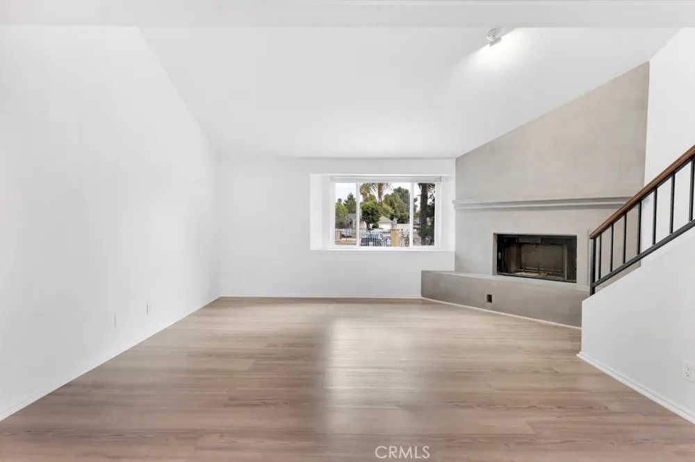 20540 Keswick Winnetka, CA 91306
