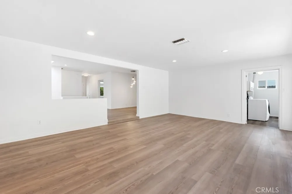 20540 Keswick Winnetka, CA 91306