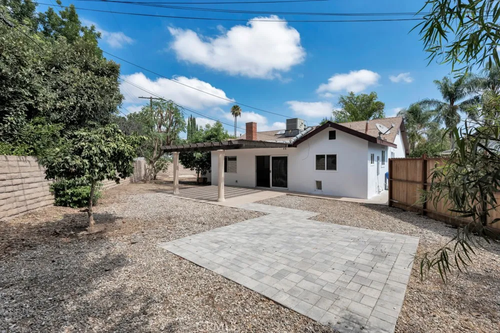 20540 Keswick Winnetka, CA 91306