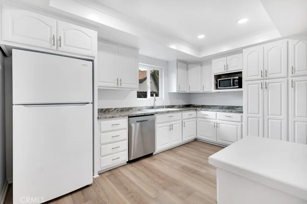 20540 Keswick Winnetka, CA 91306