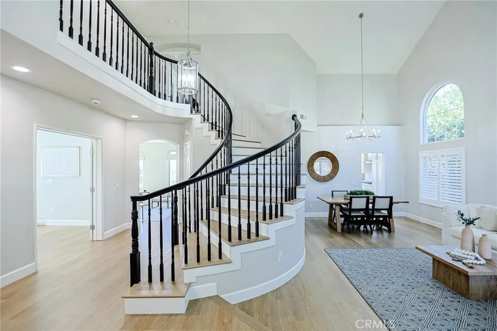 20811 Porter Ranch Road Rancho Santa Margarita, CA 92679