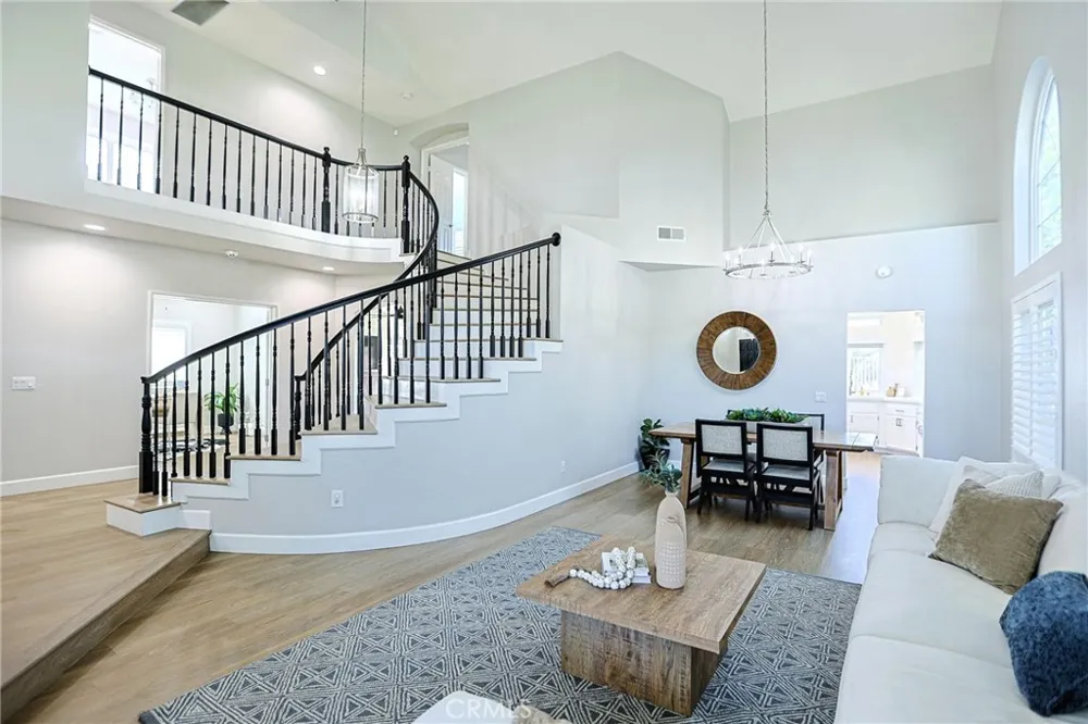 20811 Porter Ranch Road Rancho Santa Margarita, CA 92679