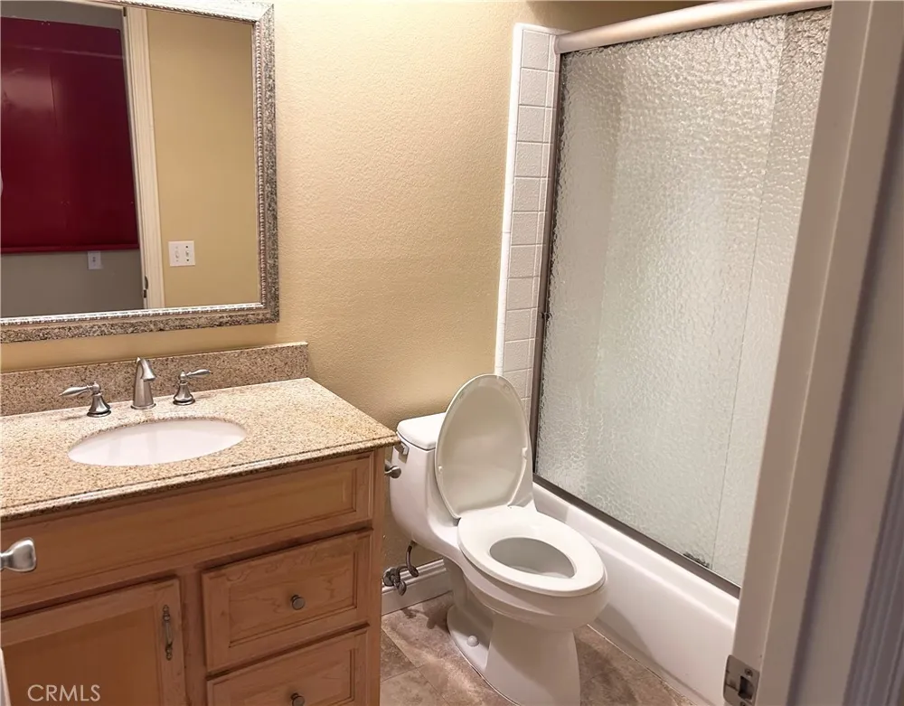 9 Hillgrass Irvine, CA 92603