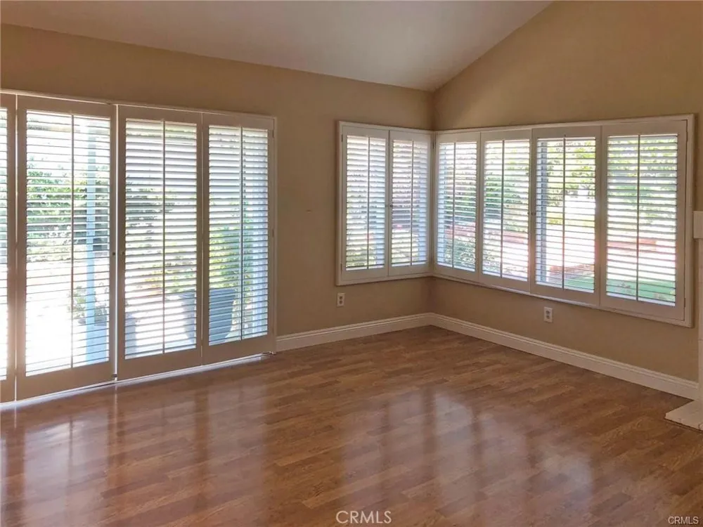 9 Hillgrass Irvine, CA 92603