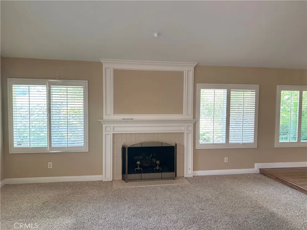 9 Hillgrass Irvine, CA 92603