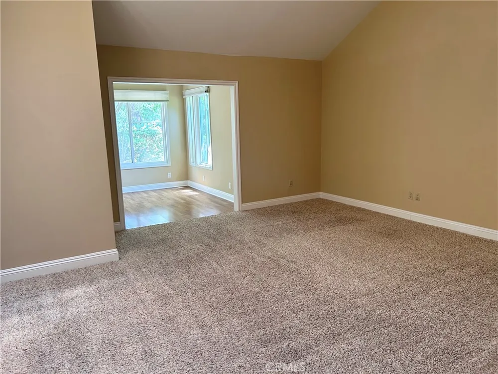9 Hillgrass Irvine, CA 92603