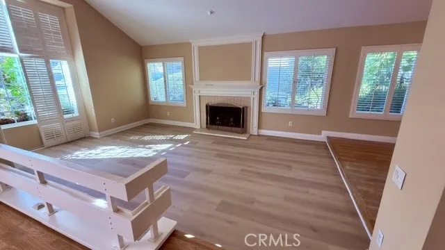 9 Hillgrass Irvine, CA 92603