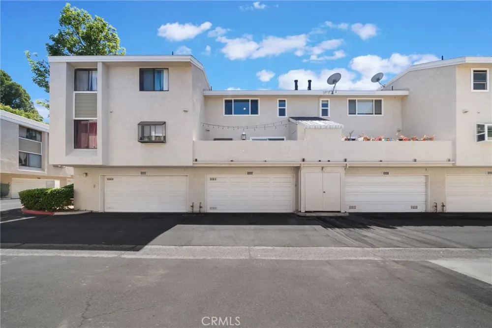 26338 W Grove #67 Lake Forest, CA 92630