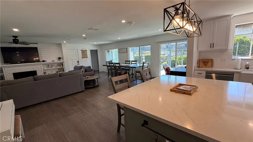 205 Heathdale Covina, CA 91722
