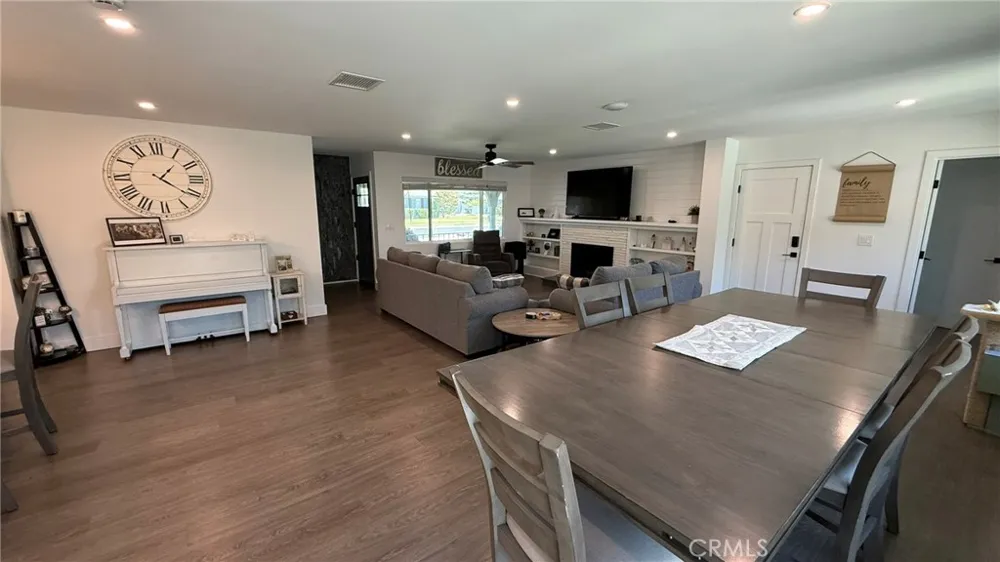 205 Heathdale Covina, CA 91722