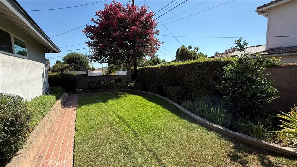 205 Heathdale Covina, CA 91722