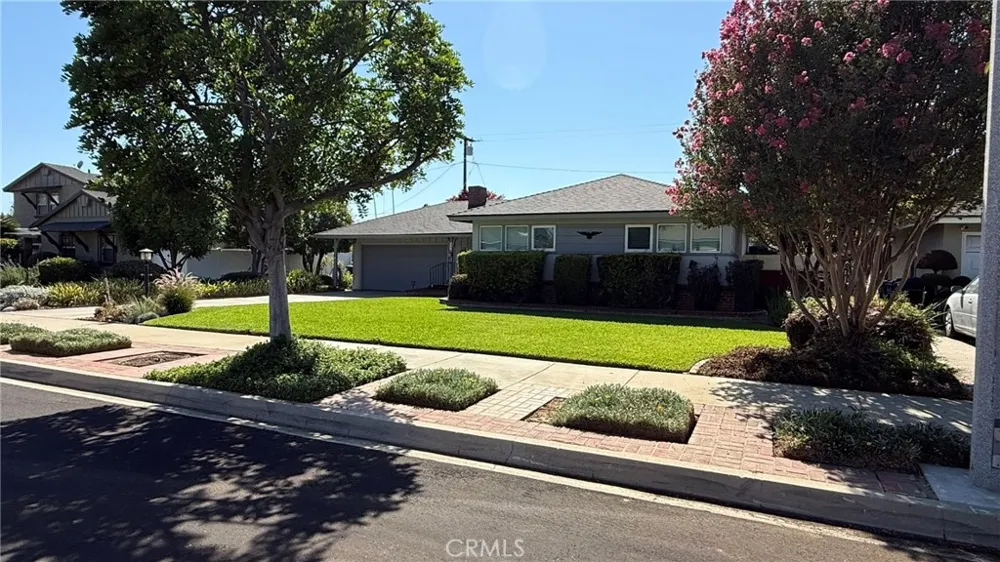 205 Heathdale Covina, CA 91722