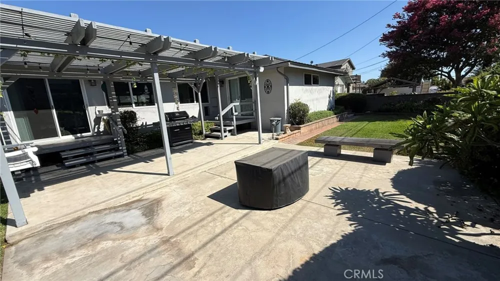 205 Heathdale Covina, CA 91722