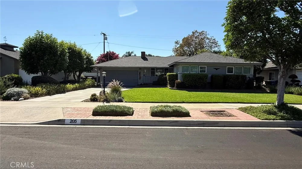 205 Heathdale Covina, CA 91722