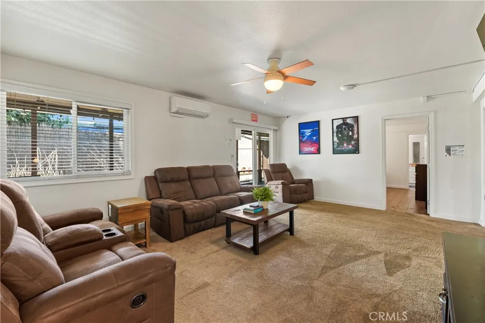 1733 Raymar Street Santa Ana, CA 92703