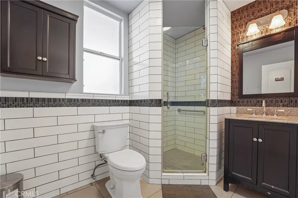 1733 Raymar Street Santa Ana, CA 92703