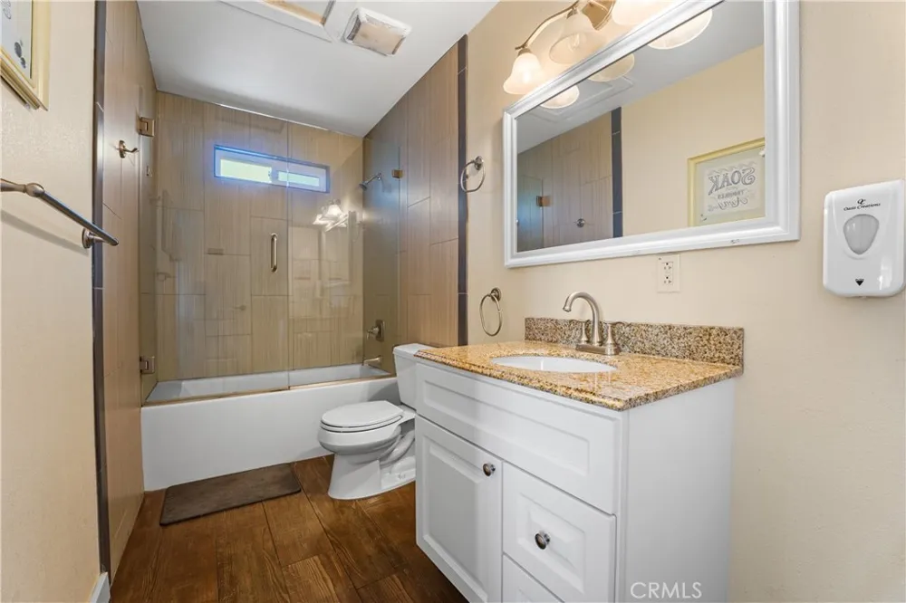 1733 Raymar Street Santa Ana, CA 92703