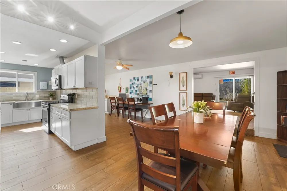 1733 Raymar Street Santa Ana, CA 92703