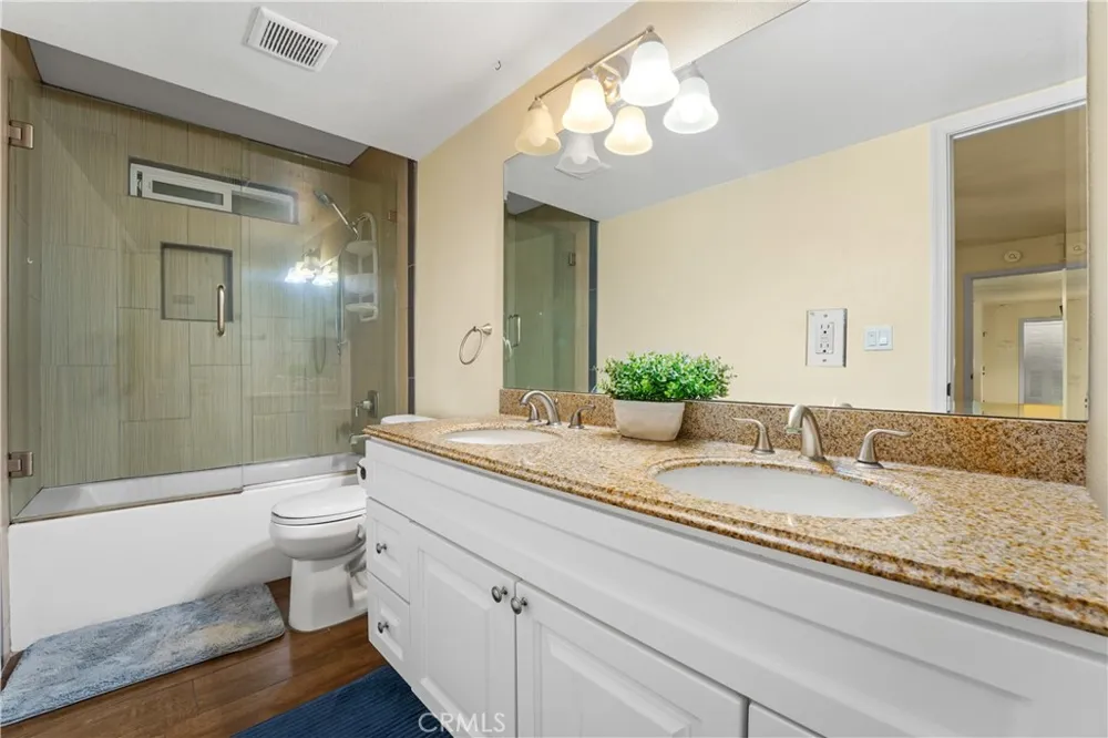 1733 Raymar Street Santa Ana, CA 92703