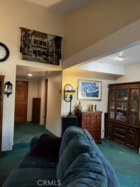 722 E Bunny Avenue Santa Maria, CA 93454